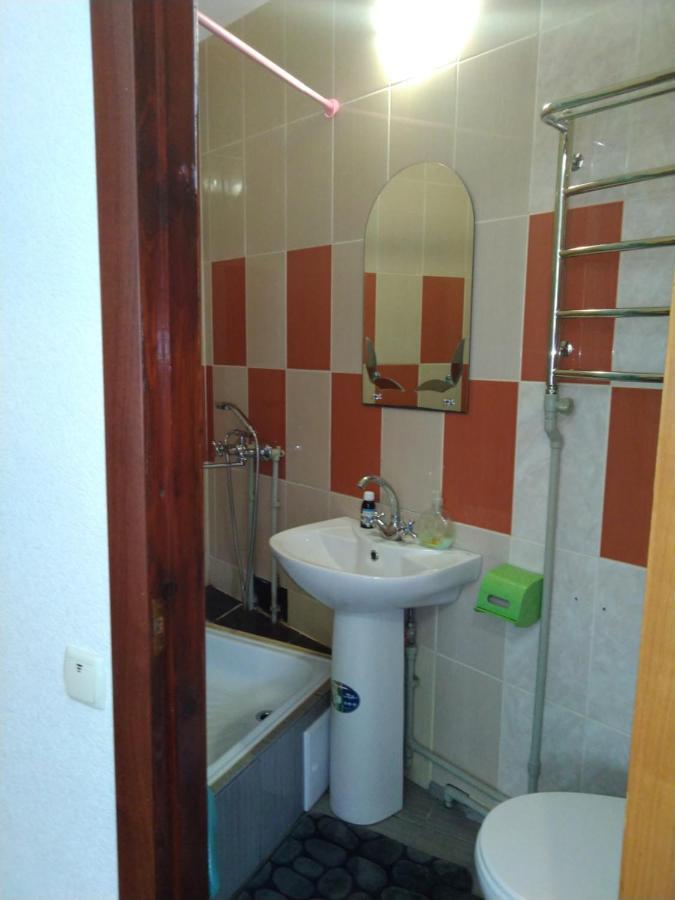 Kak V Gostinice Hadiach Extérieur photo